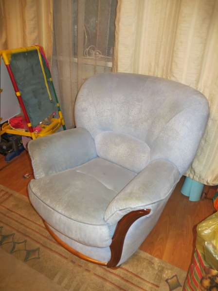 Диван + кресло, механизм дивана - дельфин в Москве