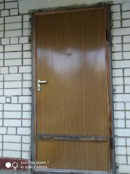 Входная железная дверь