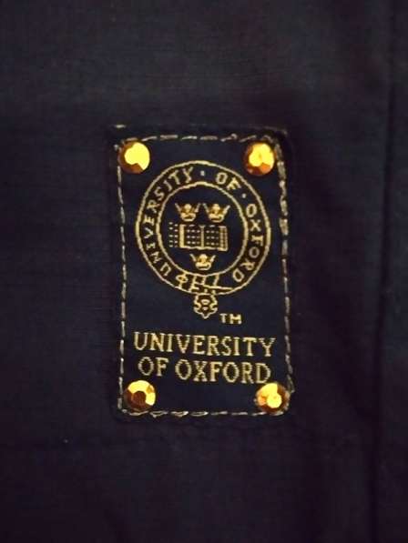 Фирменая(University of Oxword)куртка 48 размер
