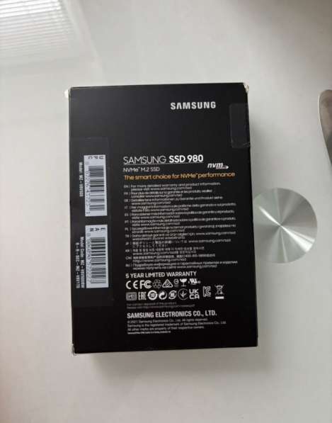 Продаю ssd диск в Москве