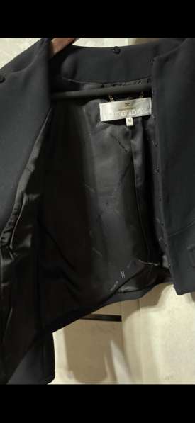 Женский пиджак в Омске