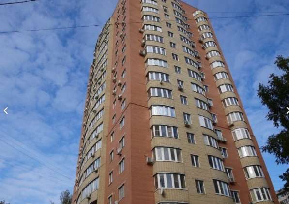 Продам трехкомнатную квартиру в Ростов-на-Дону.Жилая площадь 95 кв.м.Этаж 3.Дом кирпичный.