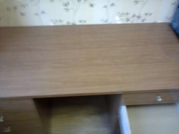 Стол письменный с ящиками в Новокузнецке фото 3