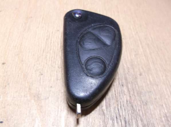 Alfa Romeo 3 button remote key CE08 в Волжский фото 12