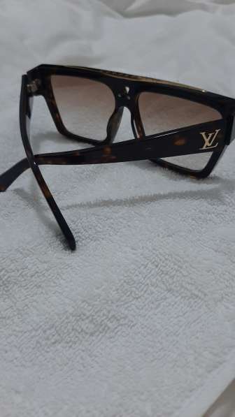 Original Louis Vuitton glasses в фото 3
