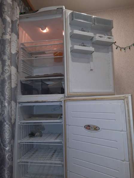 Продам холодильник в Иркутске