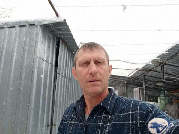 Олег, 44 года, хочет пообщаться в Феодосии