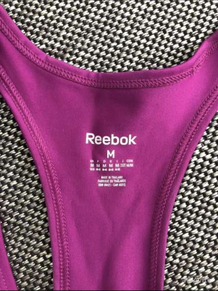 Спортивный топ Reebok в Москве