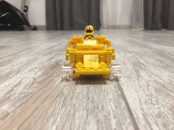 Golden mobile золотая машина из лего в Ейске фото 5