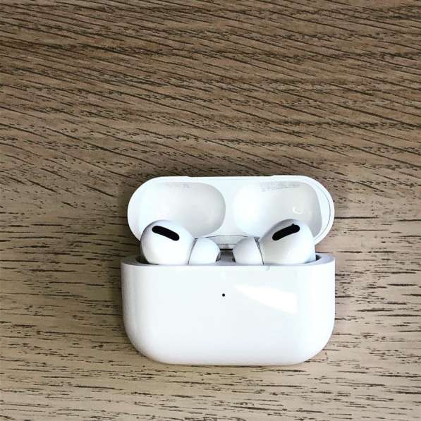 AirPods Pro Apple