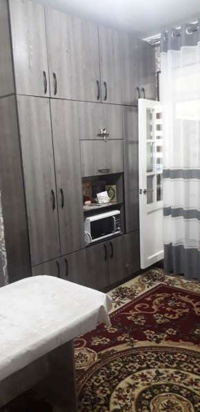 Продам чиланзар 7. Трёх комнатная. Балкон 1,5*3 в фото 5