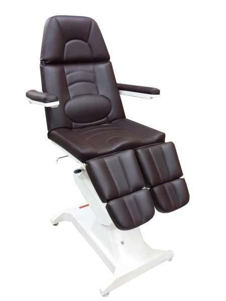 Педикюрное кресло "ФутПрофи-2",с газлифтами на подножках
