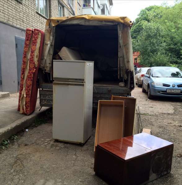 Вывоз старой мебели, техники, строительного мусора в Перми фото 3