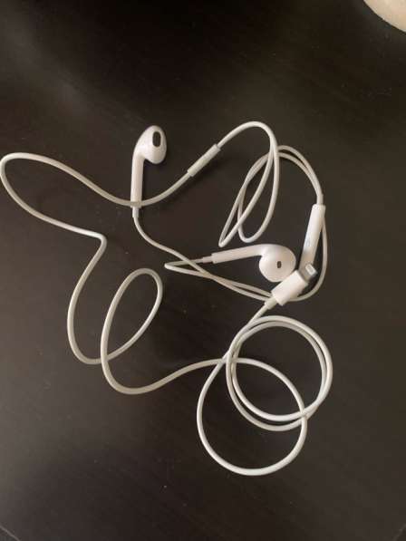 Наушники EarPods в Реутове