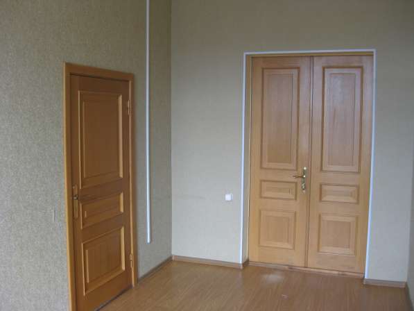 В аренду помещения на 1 и 2 этажах 10 кабинет админ. здание в Костроме фото 8