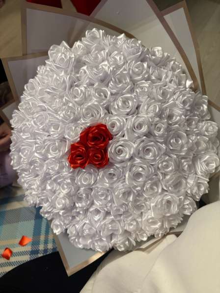 Цветы из атласных ленточек в Самаре