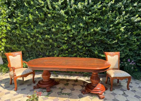 Комплект Стол и стулья