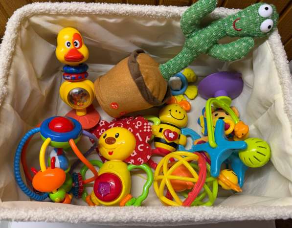Игрушки погремушки