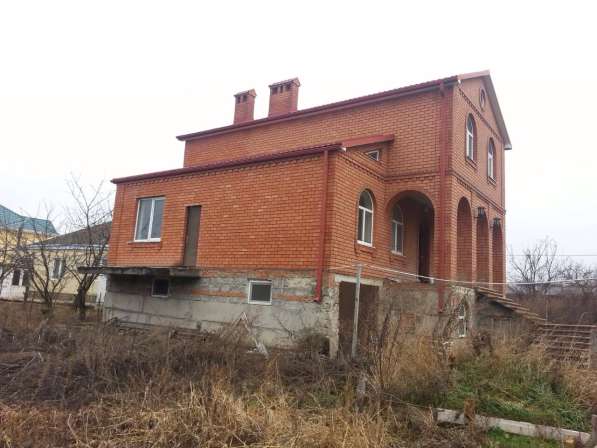Продается дом 574 кв. м. на участке 8 соток, Срочно! в Ставрополе фото 4