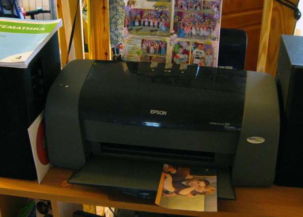 Принтер 4хцветный Epson C67 не очень рабочий в Ростове-на-Дону