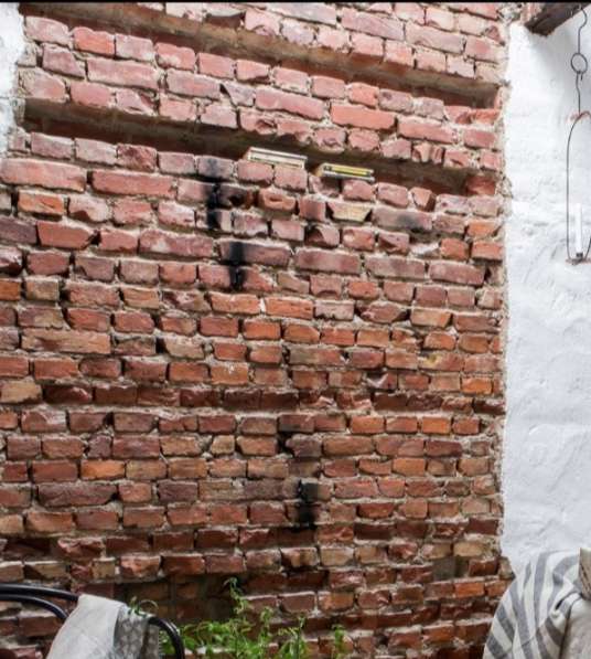 Реставрация кирпичных стен ремонт квартир в фото 5