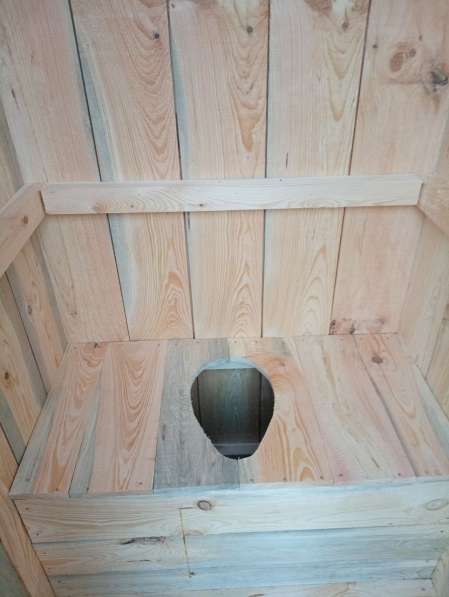 Туалет для дачи деревянный в фото 4