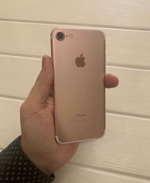 Продам iPhone 7 на 32G или обмен на iPhone 8