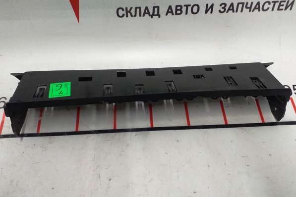З/ч Тесла. Кронштейн разъёма электропроводки 3 ряда сидений в Москве фото 4