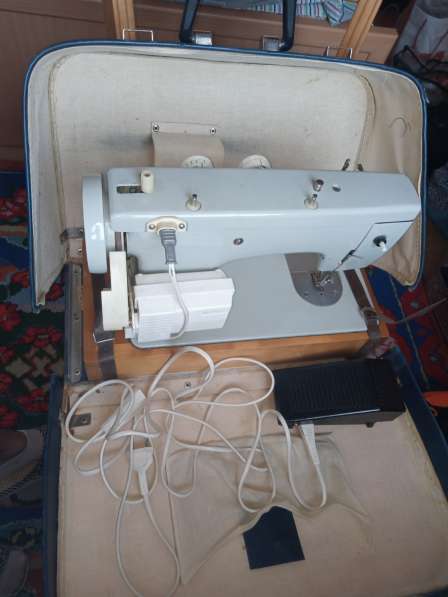 Продам швейную настольную машинку с электроприводом в Нижнем Новгороде фото 6