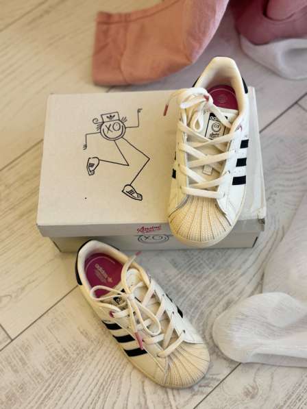 Кроссовки детские adidas superstar