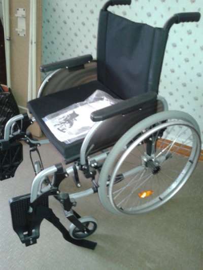 инвалидную коляску в Ангарске