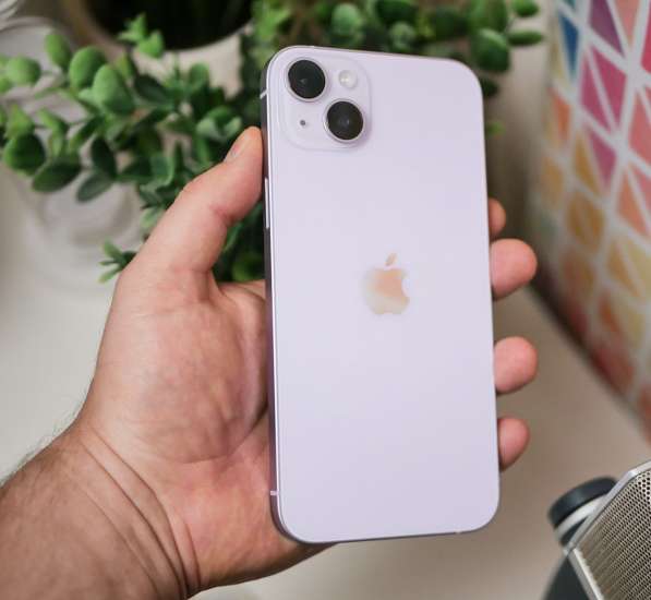 Продам недорого iPhone 14