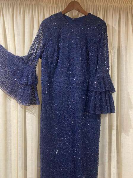 Платье вечернее