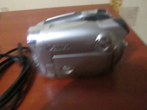 Продам Видеокамеру Canon DC220 в фото 8