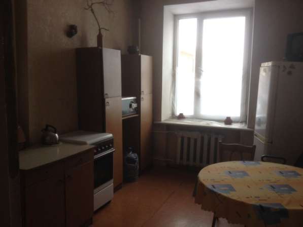 Продам 2-комнатную полнометражную квартиру в Центре в Кемерове фото 9
