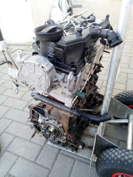 Двигатель Сеат Алямбра 2.0D cffe комплектный в Москве