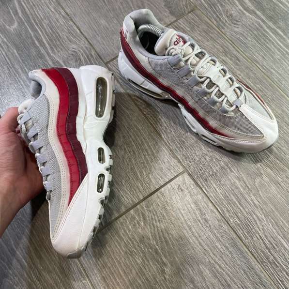 Кроссовки Nike Air Max 95 Essential в Санкт-Петербурге фото 5