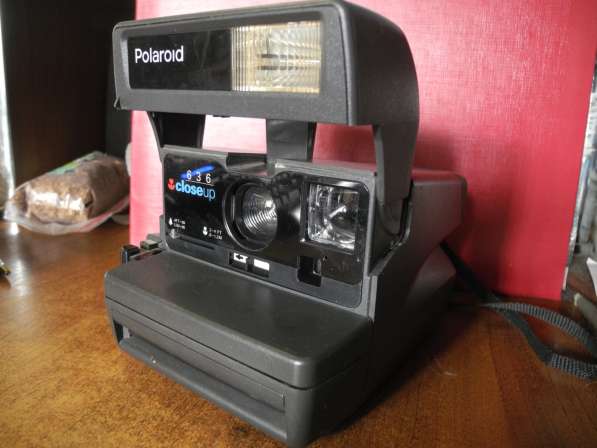 Polaroid gloseup 636