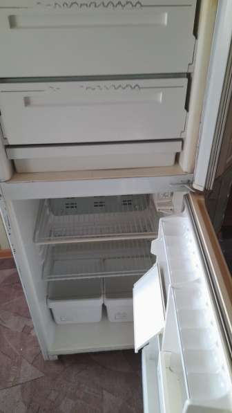 Холодильник Бирюса в Новокузнецке фото 3