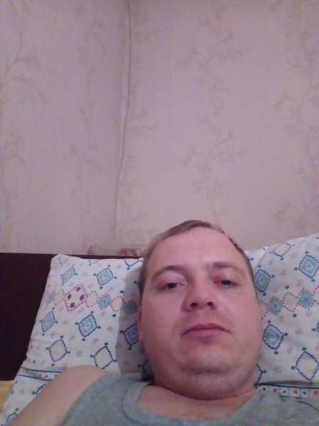 Иван, 31 год, хочет пообщаться