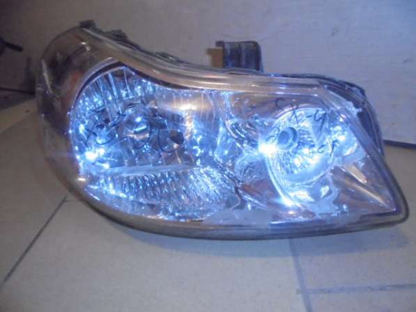 Фара правая suzuki sx4