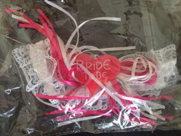 Свадебные украшения ,шляпы ,цветы ,клач,колье ,коронка в Москве