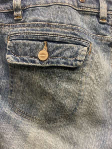 Продаю джинсы оригинал в Москве