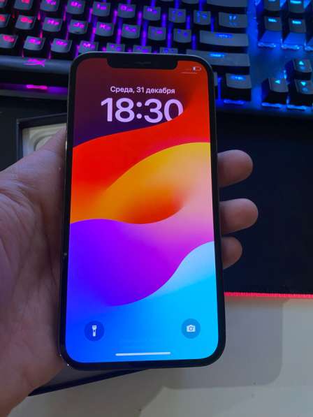 Продам iphone 12 pro 128 gb