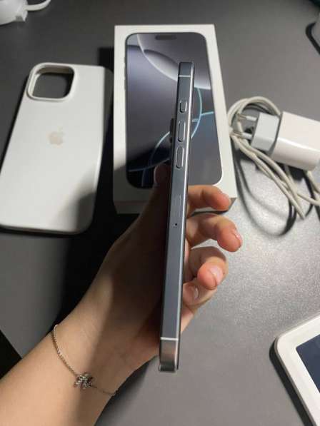 IPhone 16 pro max 256 гб в Ханты-Мансийске фото 3