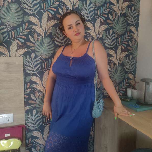 Елена, 35 лет, хочет пообщаться – Ищу импозантного мужчину в Анапе фото 4