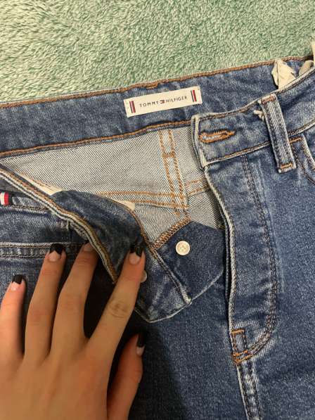 Tommy Hilfiger джинсы женские