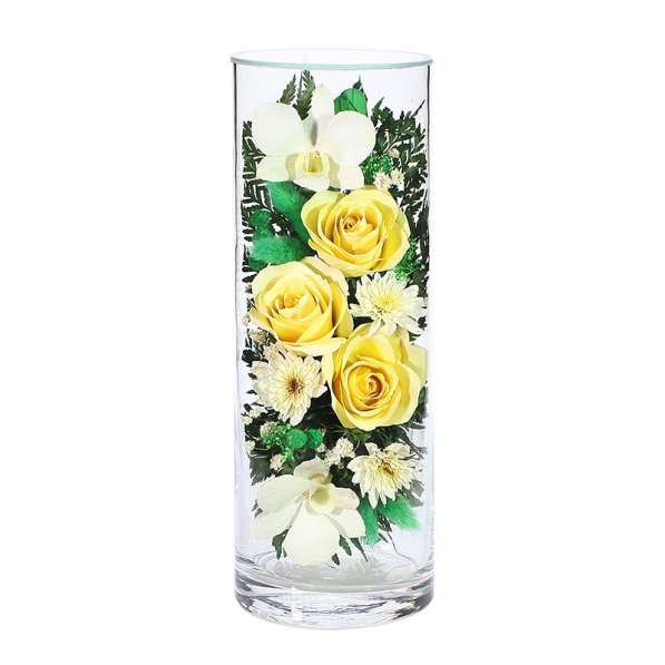 Розы кремовые и желтые в вазах из стекла в Москве фото 16