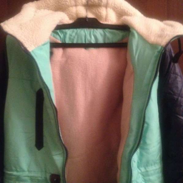 Продам зимнюю удлиненную куртку в фото 5