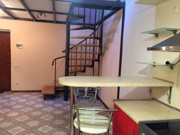 Продается двухуровневый апартамент с ремонтом в Алупке в Ялте фото 9